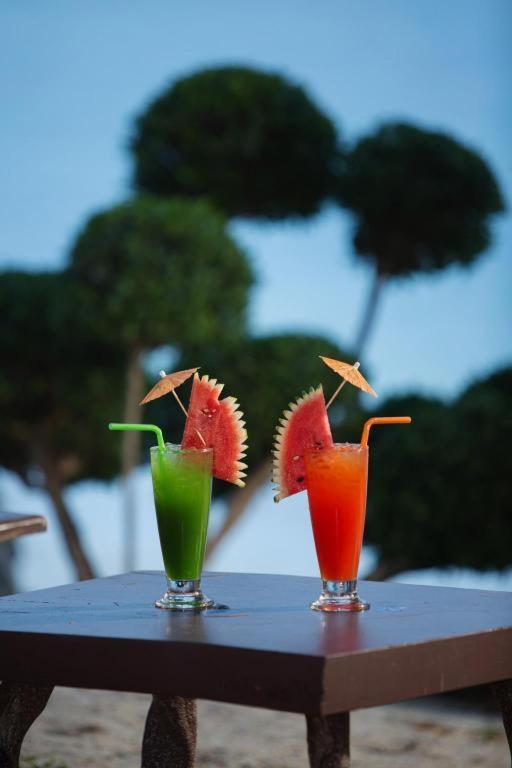 Sunset Beach Club Hotel Hatrin Kültér fotó