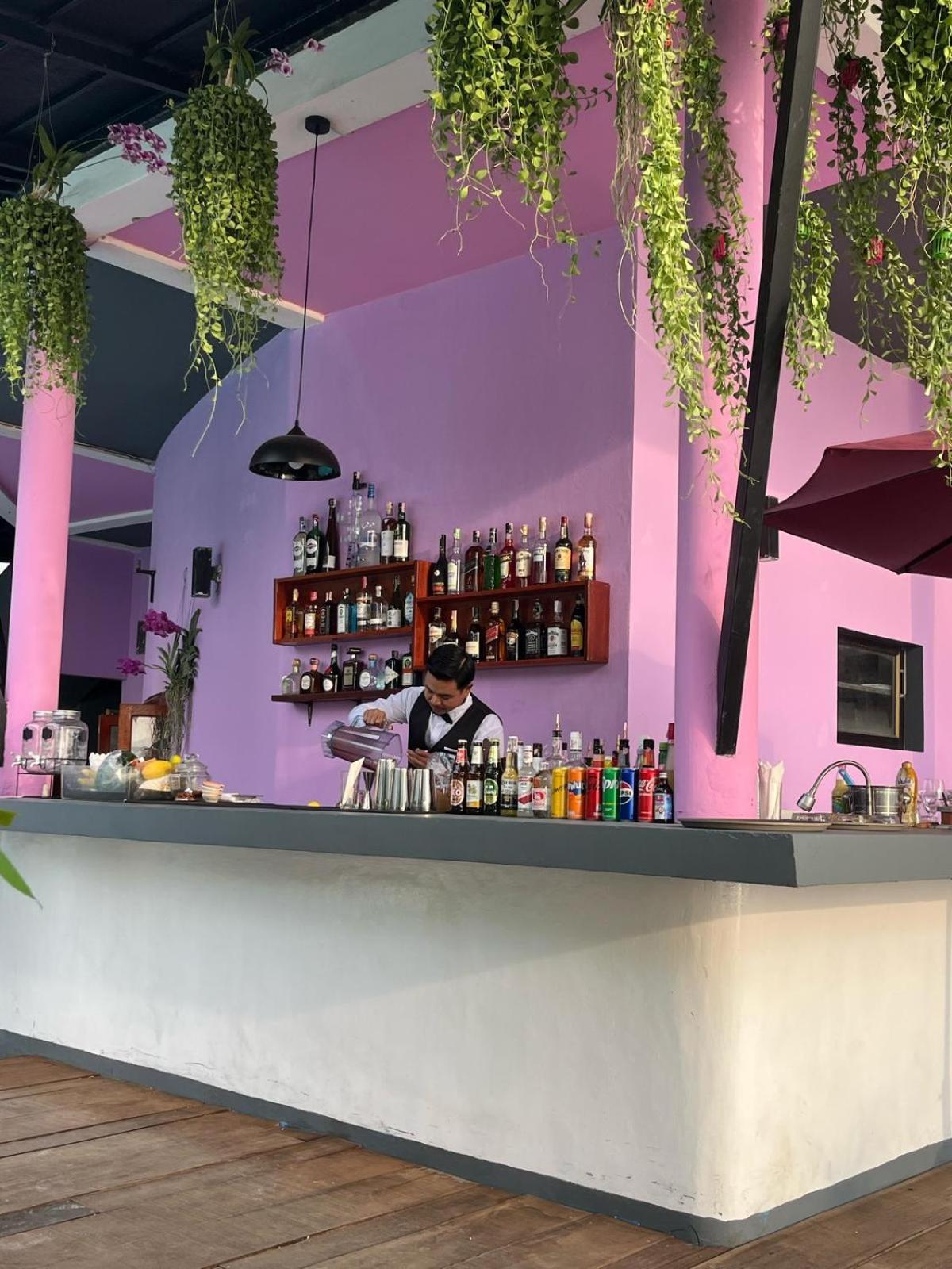 Sunset Beach Club Hotel Hatrin Kültér fotó